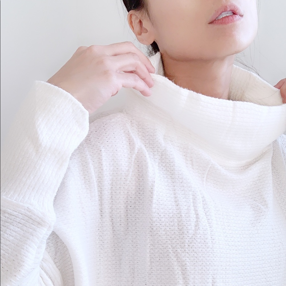 Cowl Neck Knit Sweater TOP - WHITE - Picture 3 of 5